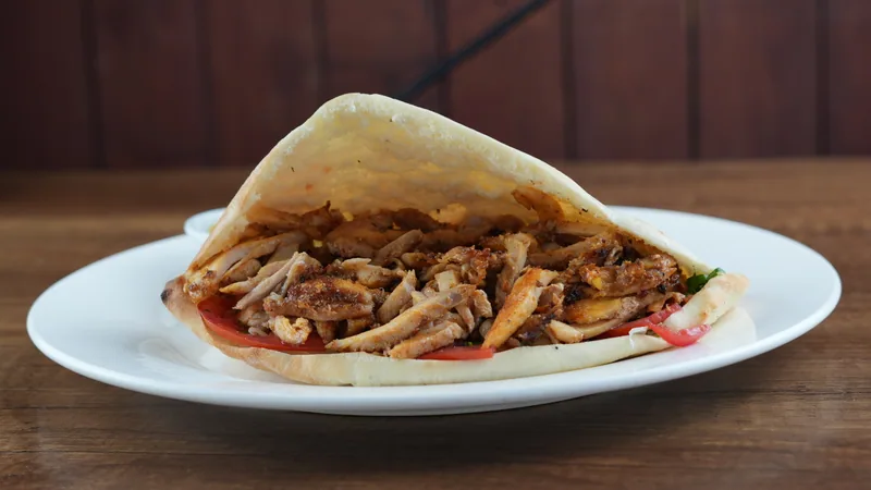 Tavuk Döner (Pide/Lavaş)